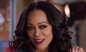 Robin Givens Shows Off Crazy Sexy Bikini at Island Beach Resort