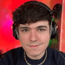 Zach Aguilar Biography, Age, Family, Height, Marriage, Children, Salary